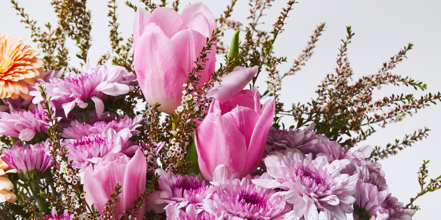 How to Make Fresh Flowers Last Longer