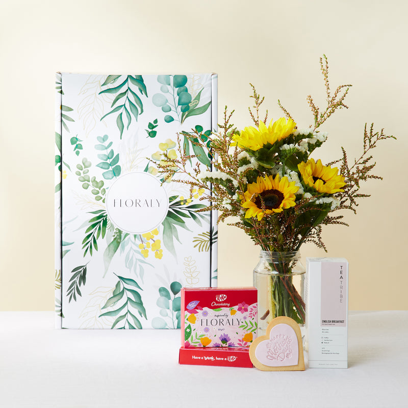 The Sunnies & KitKat Mother's Day Bundle