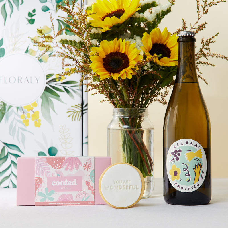 The Sunnies & Prosecco Mother's Day Bundle